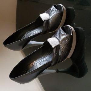Chloe Platform Pumps Grey & Black Heels 39/8.5 refurbished sole/heel